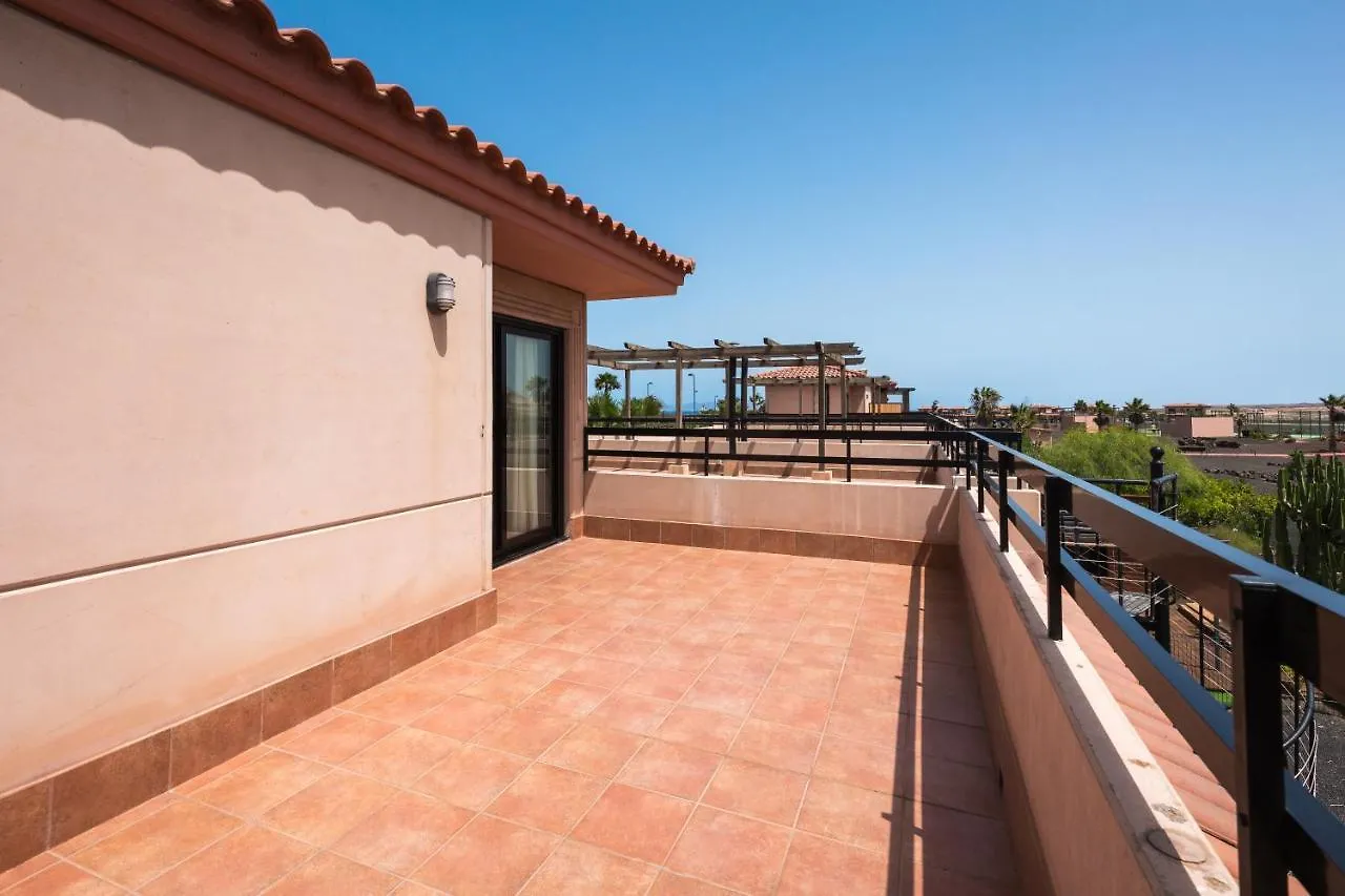 Semesterbostad Home2Book Casa Tara Kutir La Oliva