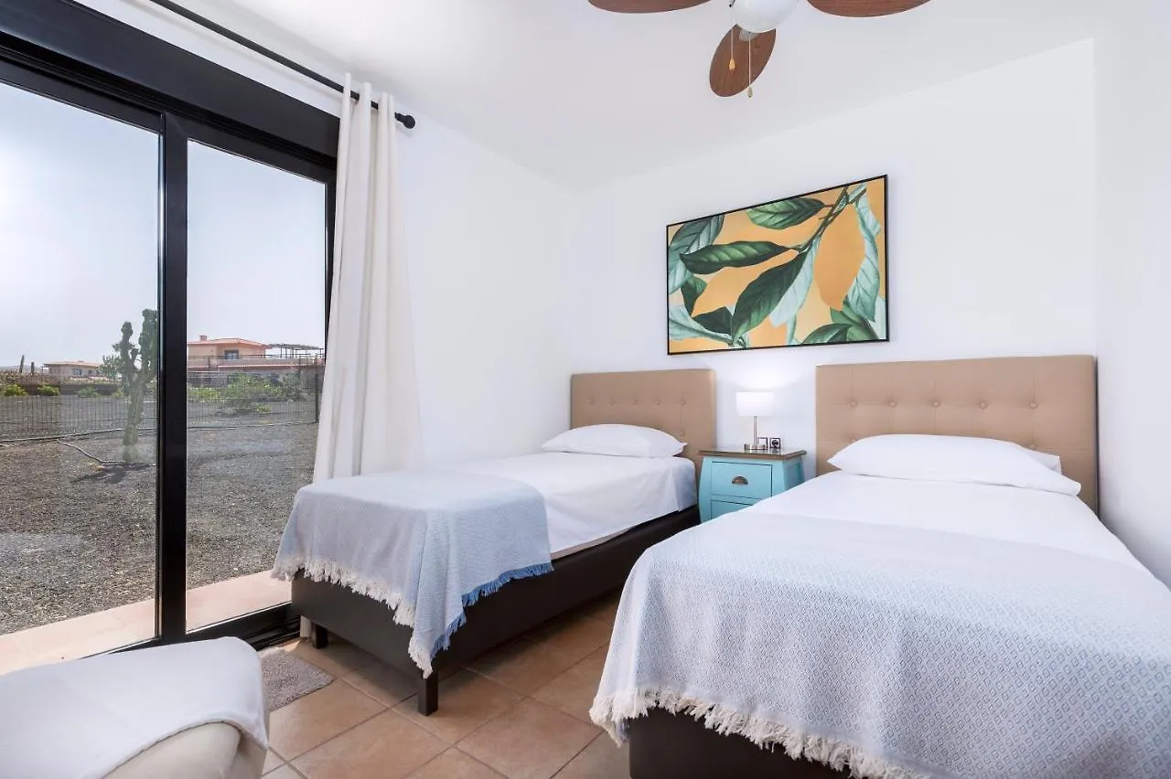 Home2Book Casa Tara Kutir La Oliva 0*,