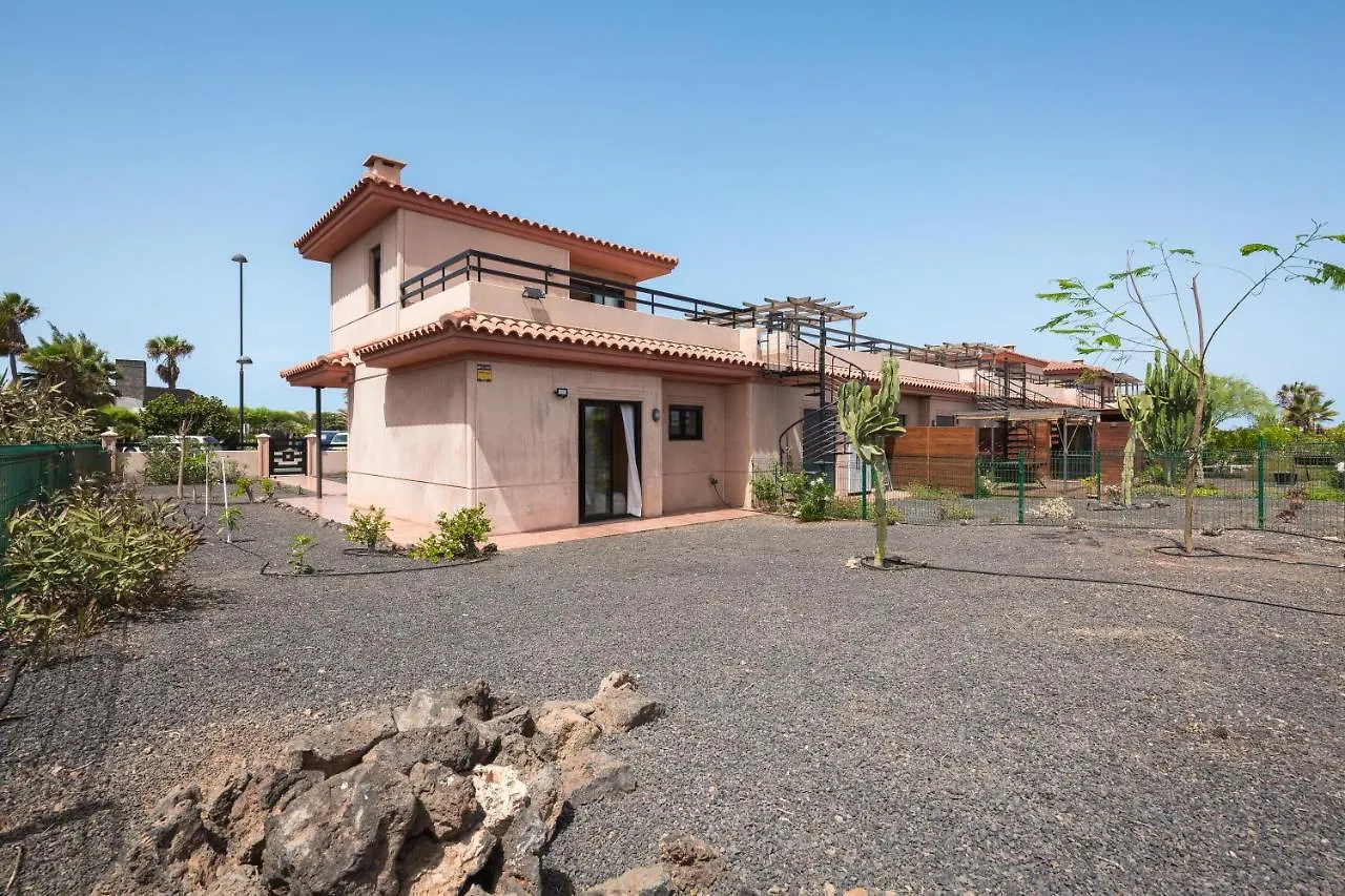 Home2Book Casa Tara Kutir La Oliva Nyaraló